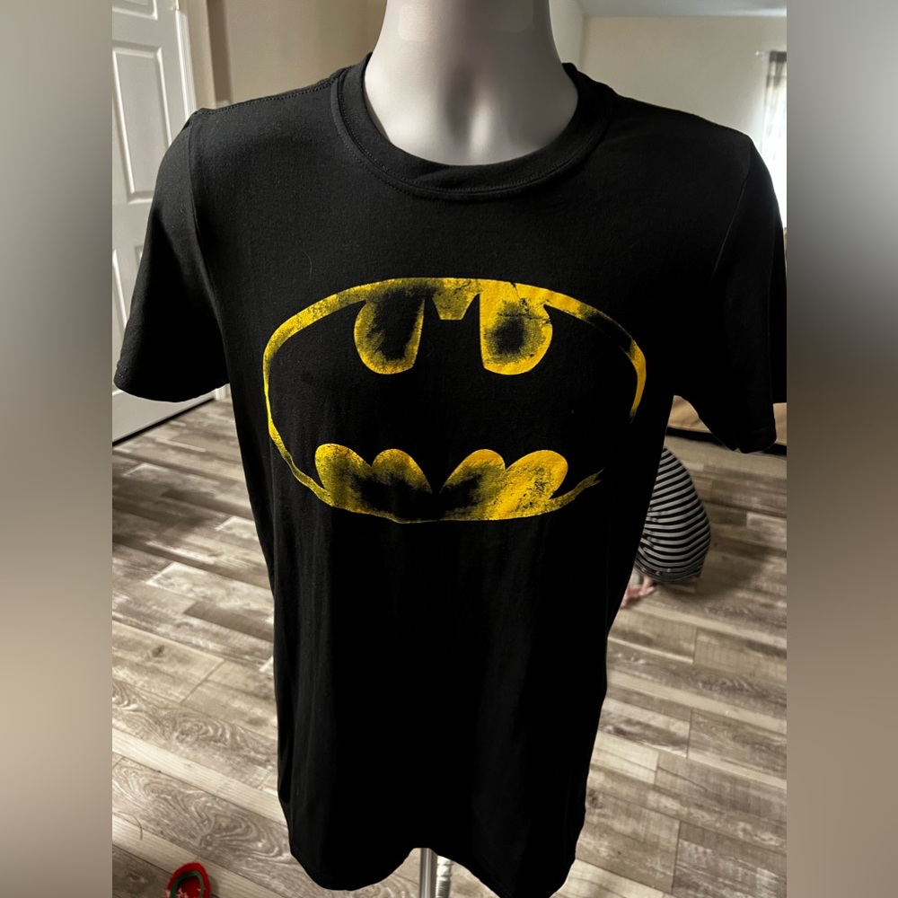 Classic Graphic T-Shirt “Batman” size Medium